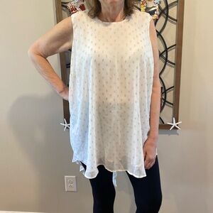 Seven Melissa McCarthy white tunic w/gold metallic square 2X